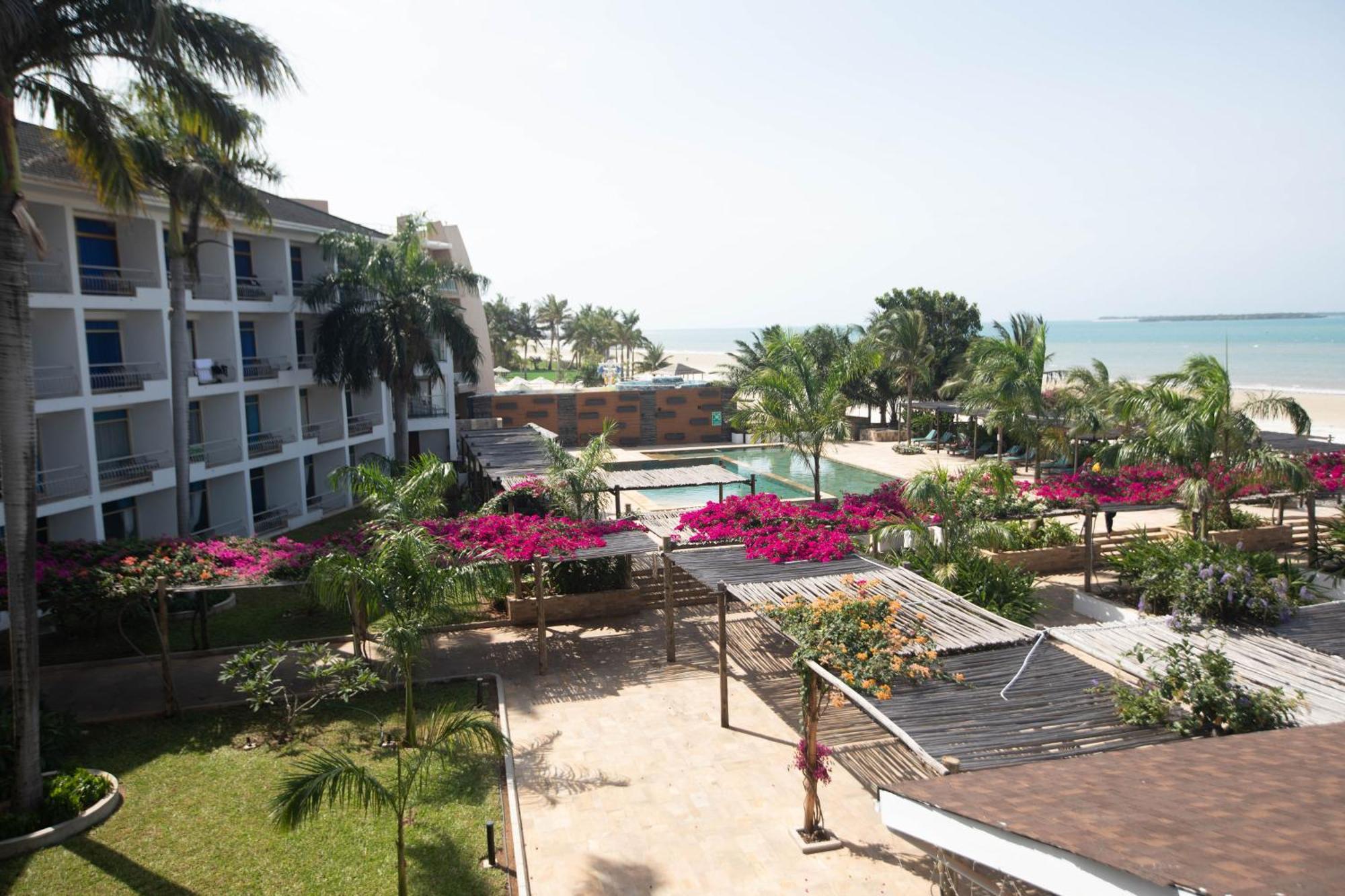 Giraffe Beach Hotel Dar es Salaam Buitenkant foto